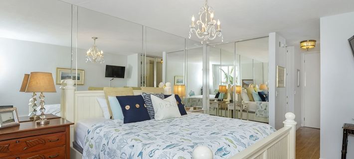 Northcoast Village Impeccable Unit with both Ocean and Harbor views Hotels in Oceanside
