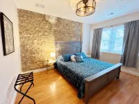 #SuiteDreamsLawrence - Historic Downtown Loft - sleeps up to 6! - 3 Sao