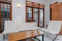 Griya Asri Guest House RedPartner - 2-Star