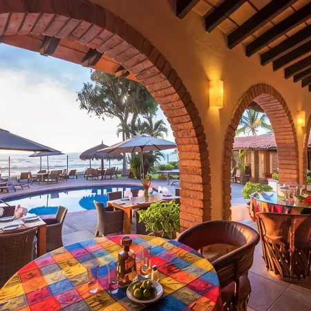 7 bdrm Classic Hacienda on Puerto Vallarta´s best swimming beach, sleeps 24.