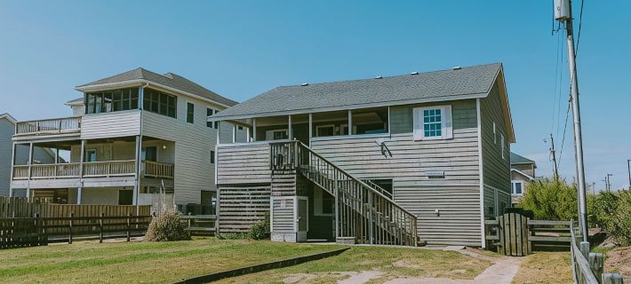 Pup-Friendly Obx Home, Shiplap Charm & Walk-in Showers Hotéis em Kill Devil Hills