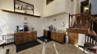 Super 8 by Wyndham City of Moore - Pet friendly