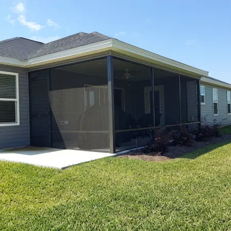 Nice 3 Bedroom, 2 Bath Home, Sleeps 6 w/Golf Cart