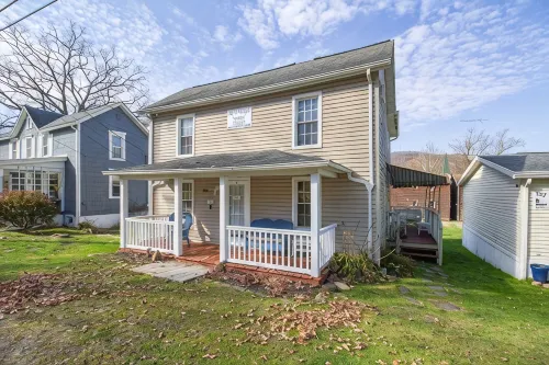 Stay In Ohiopyle in the center of town by the GAP trail - 3-Star