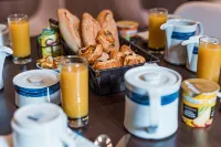 Hotel Belle Vue Royan - breakfast