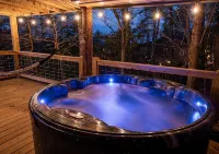 The Hilltop Haus Stunning Views  Gym  Sauna - 4つ星