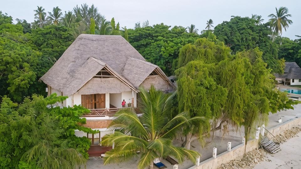 Zuri Sana Beach Hotel