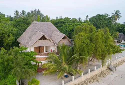 Zuri Sana Beach Hotel - 3-Star