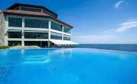 Malaika Beach Resort - Pool