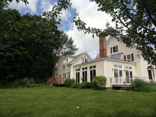 Inn at Buck Hollow Farm - 3-Star