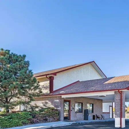 Greeley Valley Lodge Hotels in Greeley