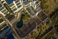 Tranquil and Relaxing Beachfront Condo with Exceptional Views! - Pools