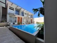 Residencial Marina House - Pools