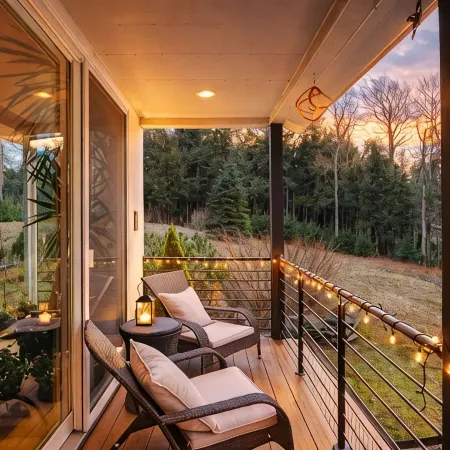 Modern Glass House Near Hunter & Woodstock Fireplace, Views, Pet-Friendly