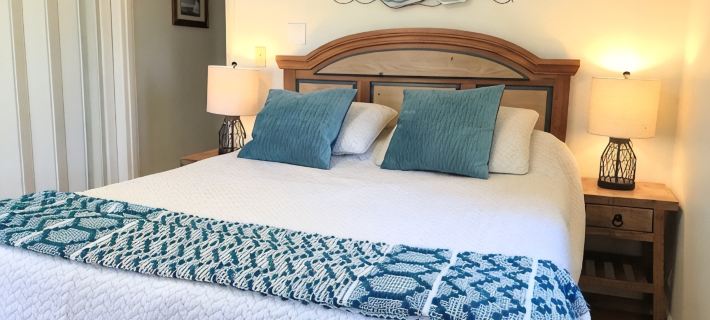 Private Beach on Nantucket Sound - Walk to Beach, Town, Harbor! Free EV Charging Hotels in Barnstable