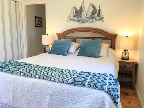 Private Beach on Nantucket Sound - Walk to Beach, Town, Harbor! Free EV Charging - 2星級