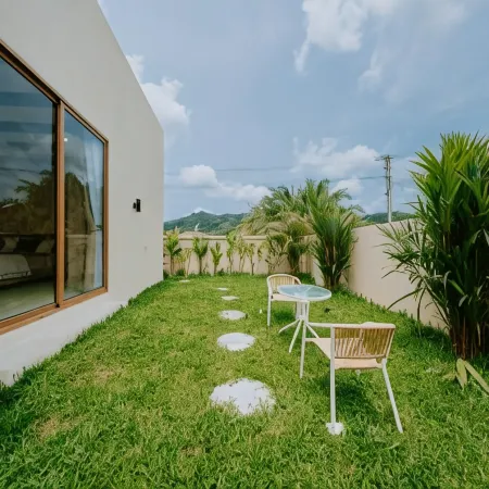 Azure Tropical Pool Villas