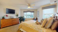 Large Luxury Beach Home-8 Bedrooms, 8 Full Baths, Pool, Elevator & Rooftop Deck! - balcón