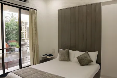 Hotel Voxton Hotels near Astana Deedar-e-Noor Bismillah Shah Qadri