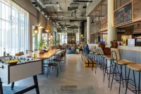 Moxy Simmern Hotels in Hollnich