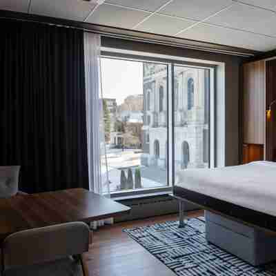 Hotel Chicoutimi Rooms