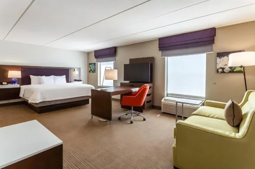 Hampton Inn & Suites Chicago-Libertyville Hotels in Mundelein