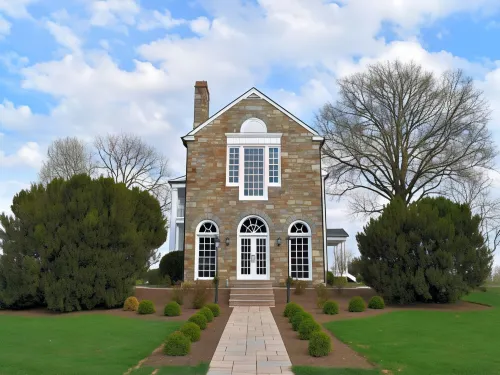 Inn at Evergreen Hotels in Prince William County
