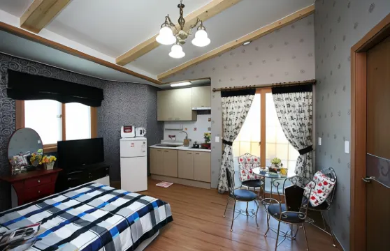 甯越韓半島河旅館