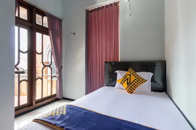 SPOT ON 2689 Safira Family Residence Syariah Hotel di Singosari
