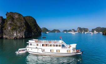 Bhaya Halong Cruises