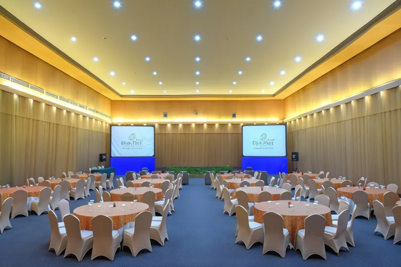 Oak Tree Emerald Hotel & Conventions Semarang