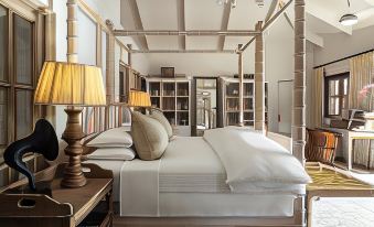 Akademie Street Boutique Hotel