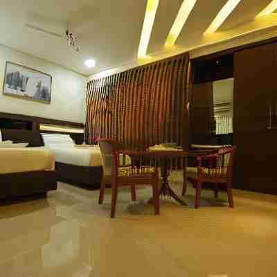 Hotel Srr Grand Rooms