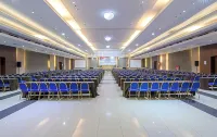 Grand Serpong Hotel