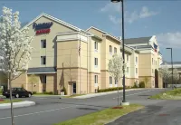 Fairfield Inn & Suites Worcester Auburn Hôtels à : Auburn