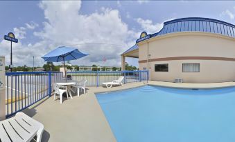 Days Inn by Wyndham Ocean Springs