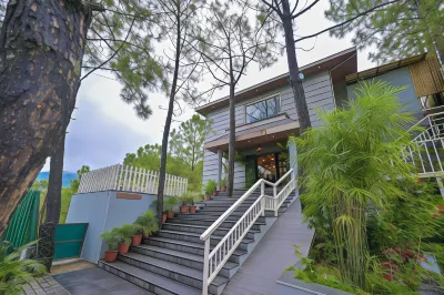 Jungle Lodge Resort Hotels in Solan