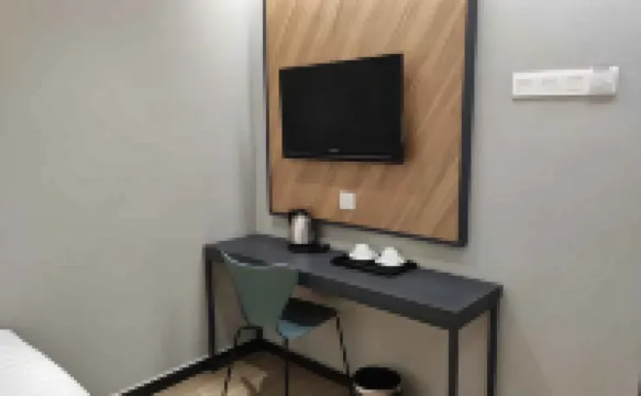 Hotel 99 Seri Kembangan Serdang Hotels in Seri Kembangan