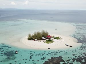 Hotel Santika Luwuk - Sulawesi Tengah