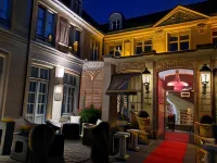 Châtellerie de Schoebeque Hotels in Esquelbecq