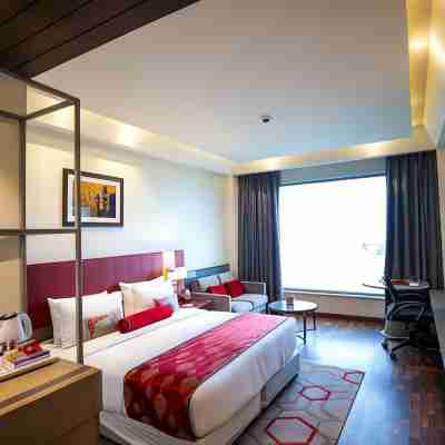 Ramada Plaza by Wyndham Lucknow Hotel and Convention Centre Rooms