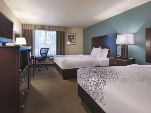 La Quinta Inn & Suites by Wyndham Portland NW