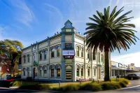 Stay at the Historic Star Hotel Hotels in Maffra