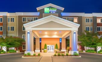 Holiday Inn Express & Suites Marysville