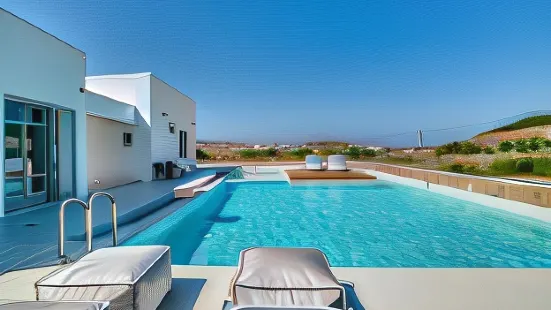 Lil Paros Luxury Suites