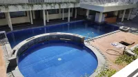 Hotel Guntur - Rooftop Pools