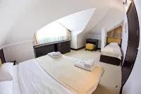 Hotel Swiss Holiday