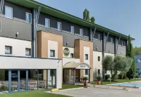 B&B Hotel Aubagne Gémenos Hotel dekat Eglise de Saint Pierre Les Aubagne