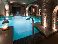 Titanic Hotel Liverpool Hotels near Everton