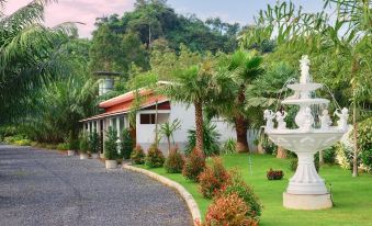 Great Hill Resort